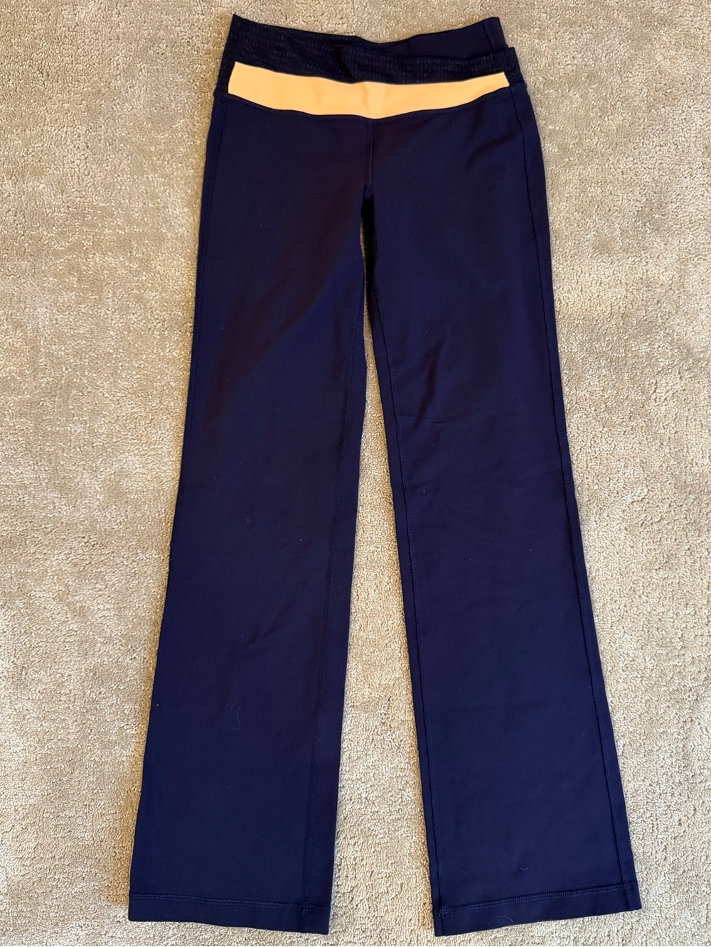 Lululemon Astro Pants Low Rise Cross Waist Y2K Flare Yoga Pants in Luon - Picture 2 of 8